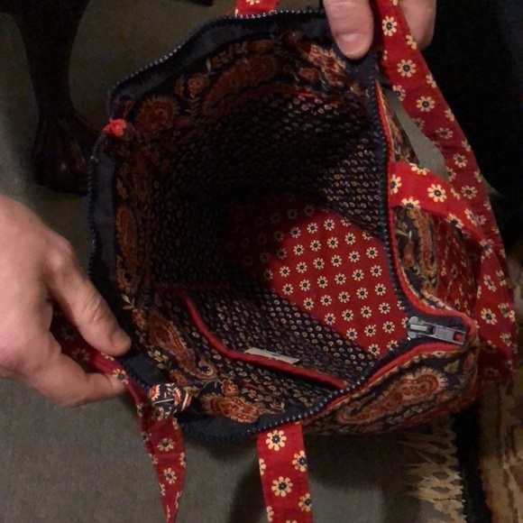 Vera Bradley Retired Red Americana Purse Tote bag. - Picture 2 of 3